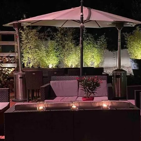 홈스테이 Le Jacuzzi De Marie